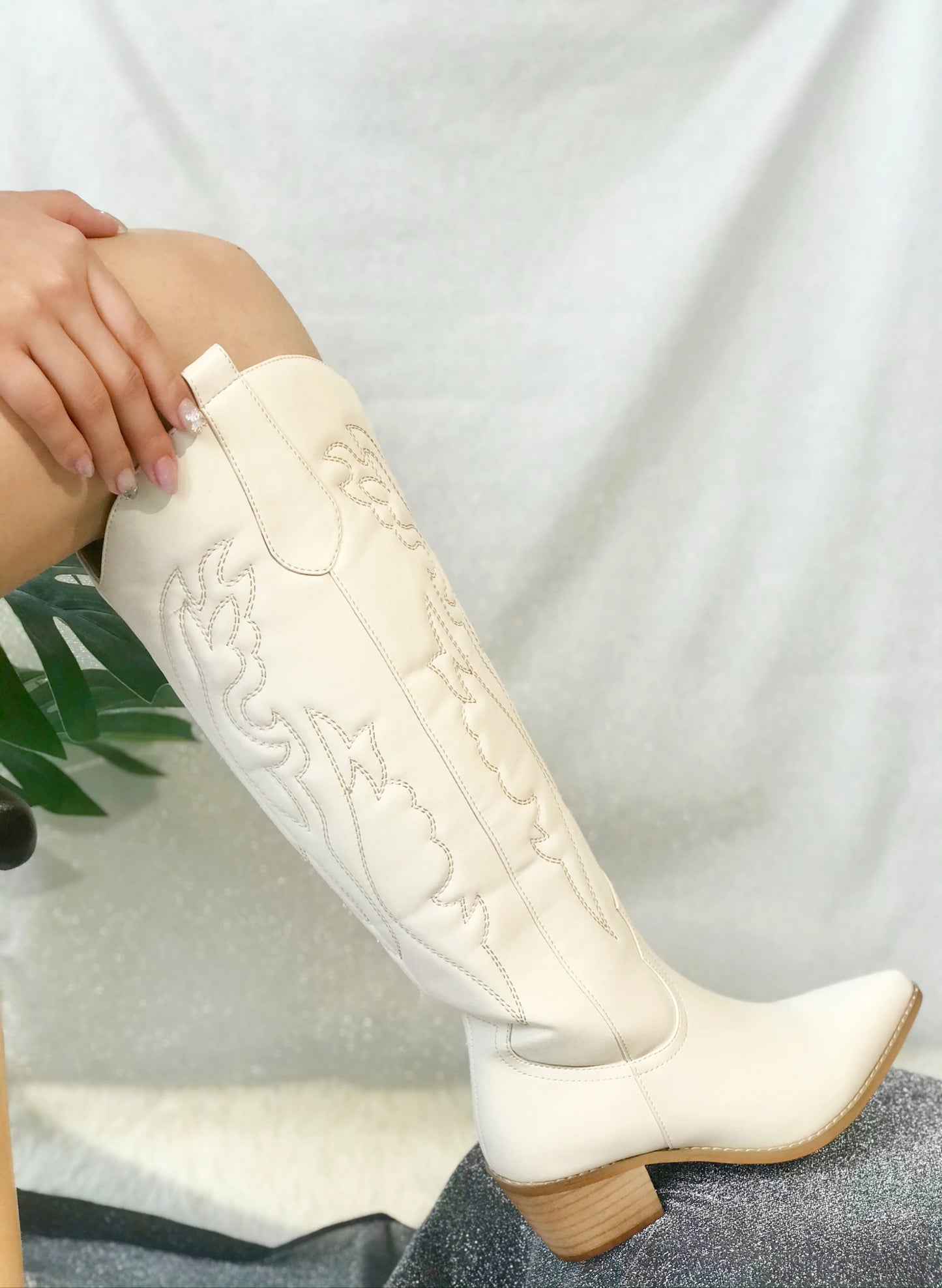 Bota Texana Feminina Dakota de Couro