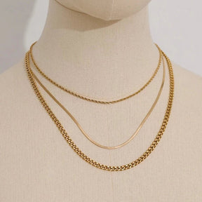 Colar Triple Elegance Necklace Banhado a Ouro 18K