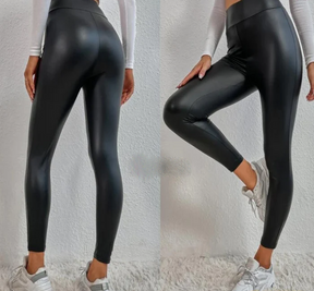 Calça de Couro Flanelada - HotLeg